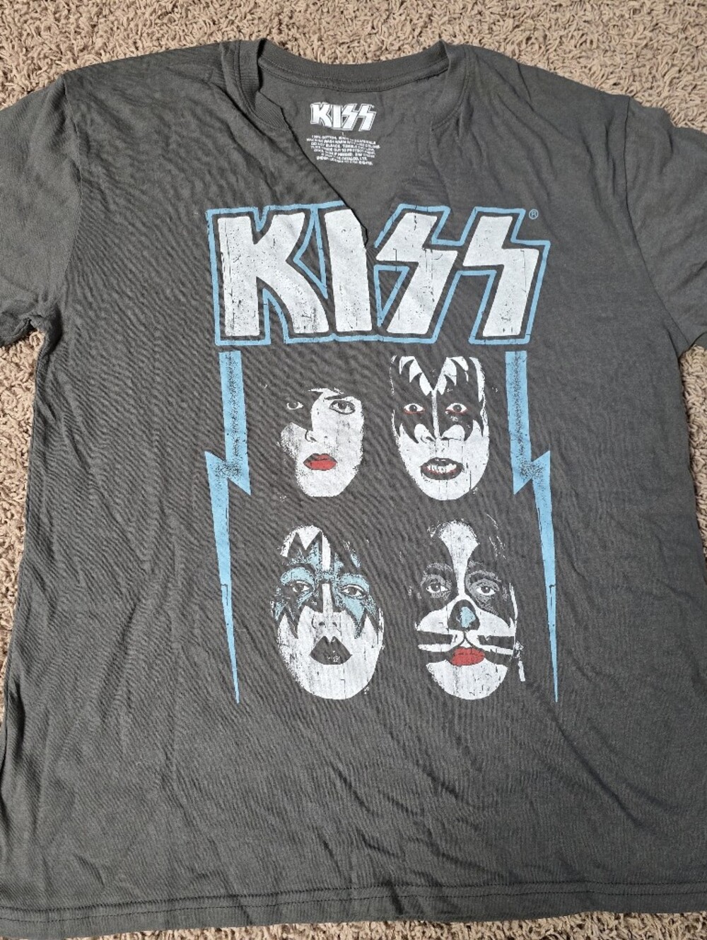 KISS Graphic Band Tee in Charcoal with Blue & White Print